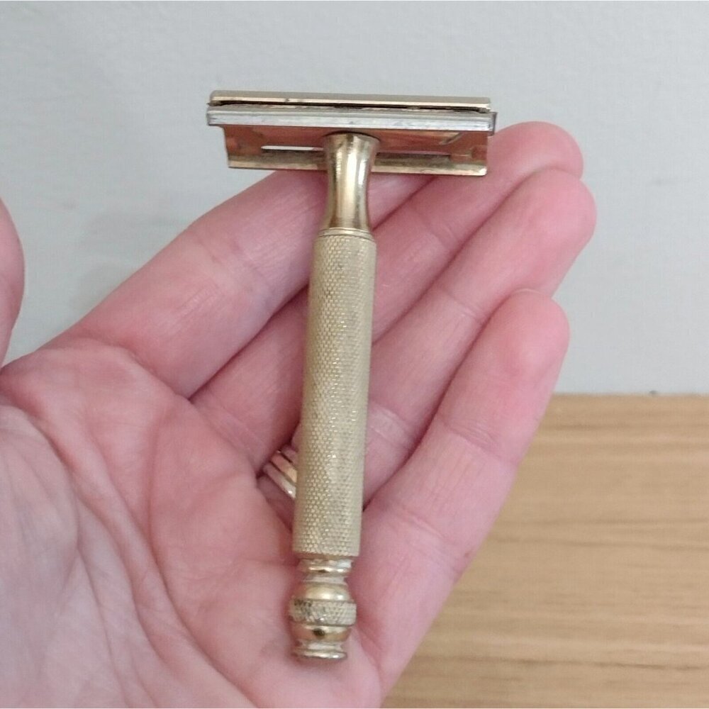 Vintage 1940s Gillette Gold Tone Ball End Safety Razor 3 Piece